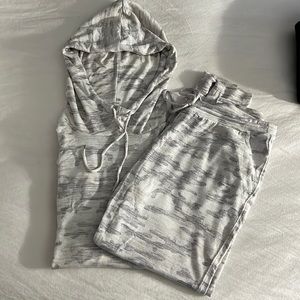 Gently Used White/Gray Camo Jogger Set